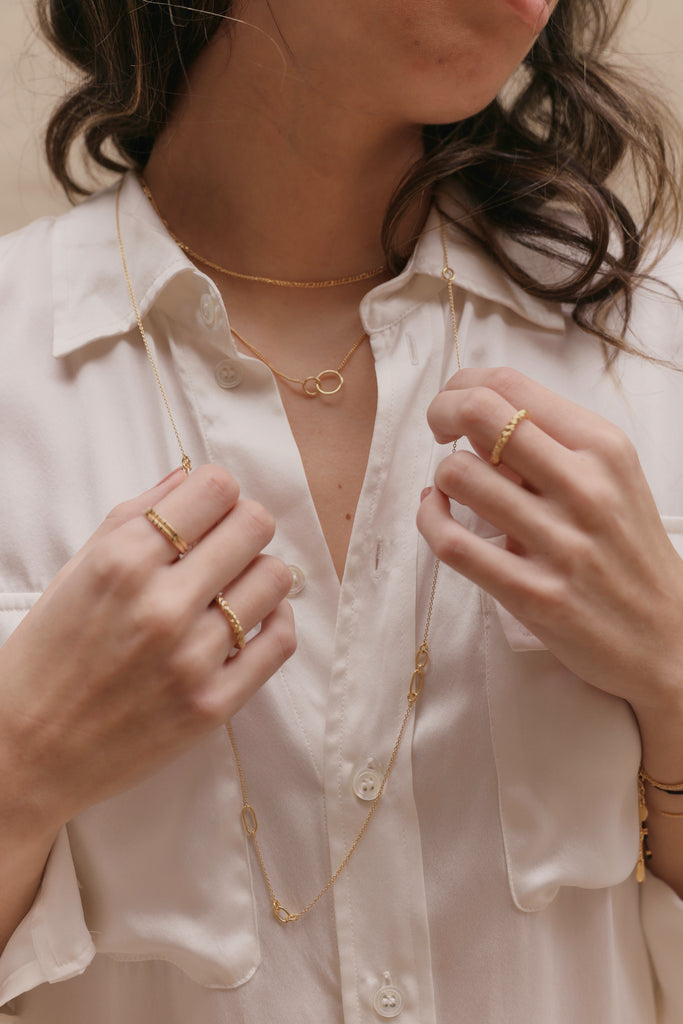interlocking double ring necklace