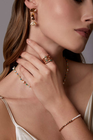 gold leaf dangle earrings