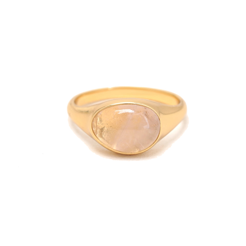 rose quartz gemstone ring
