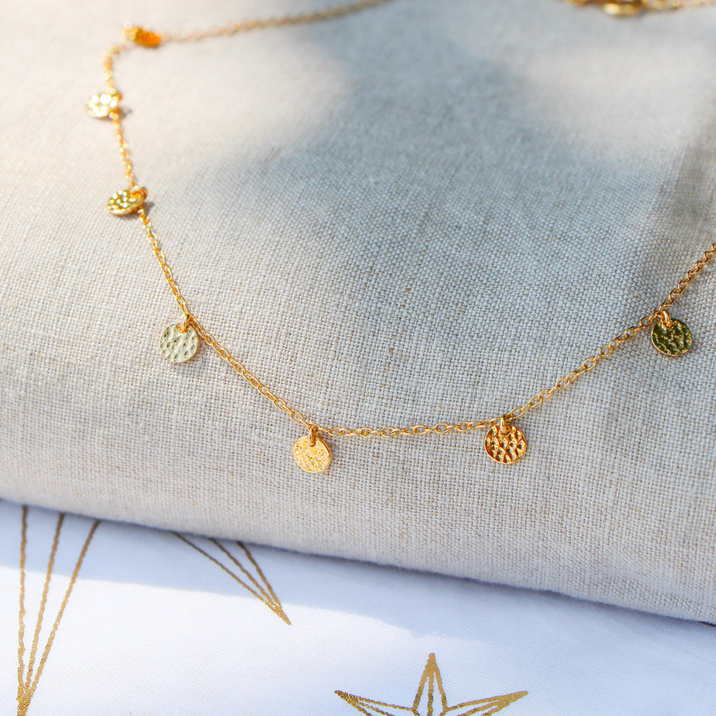 gold hammered disc choker necklace