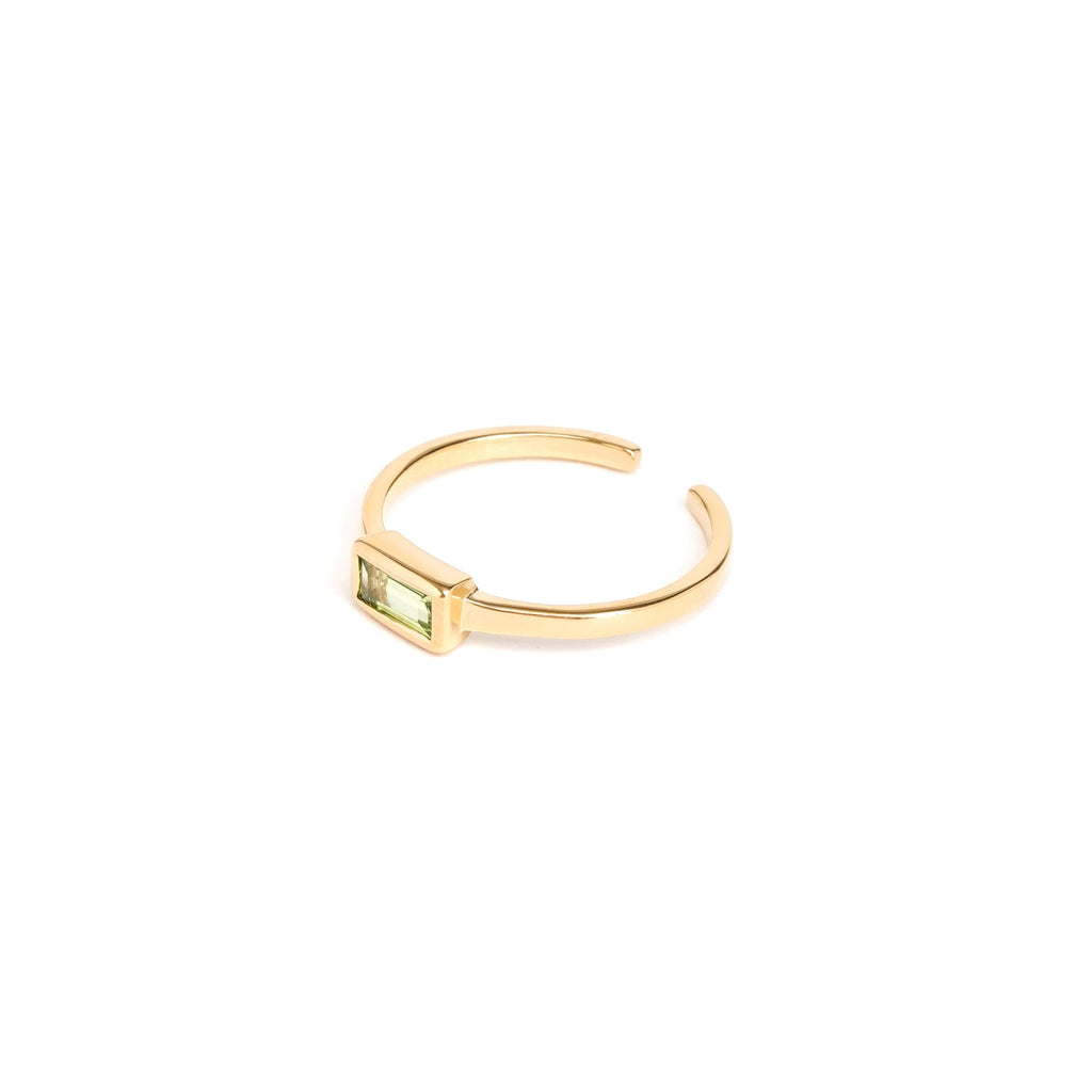 peridot baguette ring in vermeil gold