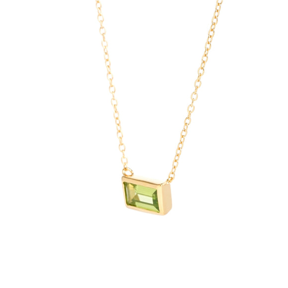 baguette peridot necklace in vermeil gold