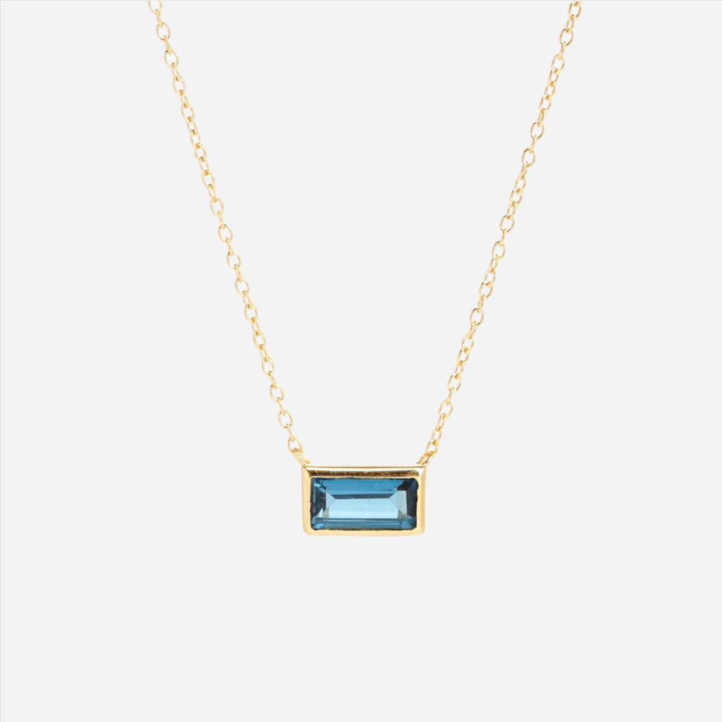 baguette london blue topaz necklace in vermeil gold