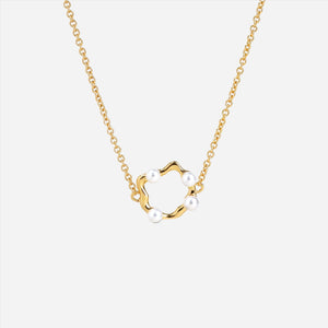 Faux pearl choker necklace